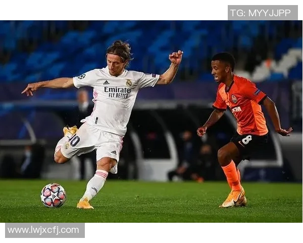 成都乒乓球队快攻战术深度解析与欧冠足球的精彩对比 成都乒乓球队快攻战术深度解析与欧冠足球的精彩对比